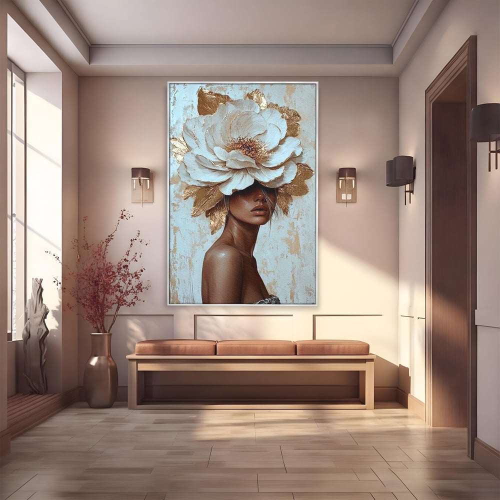 Tablou canvas cu tablou canvas cu portret si floare aurie, in rama de aluminiu argintiu